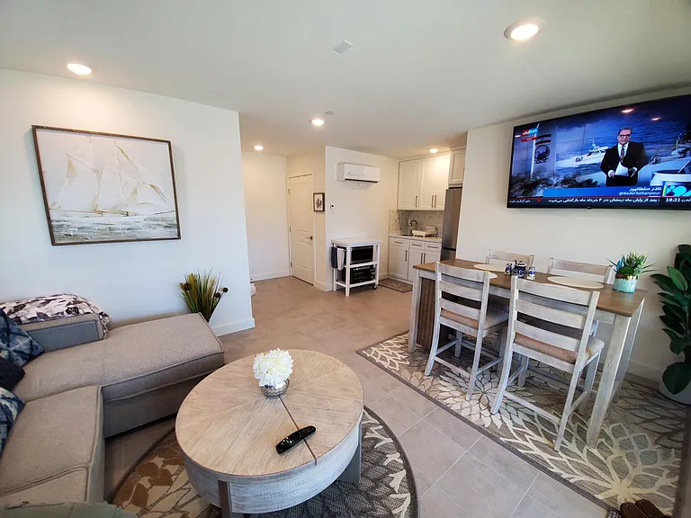 Doheny Way — Photo 12