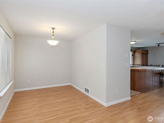 4th image of 4220 NE Totem Place