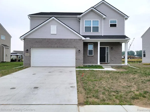 51485 Maple Leaf Dr, Macomb, MI 48042
