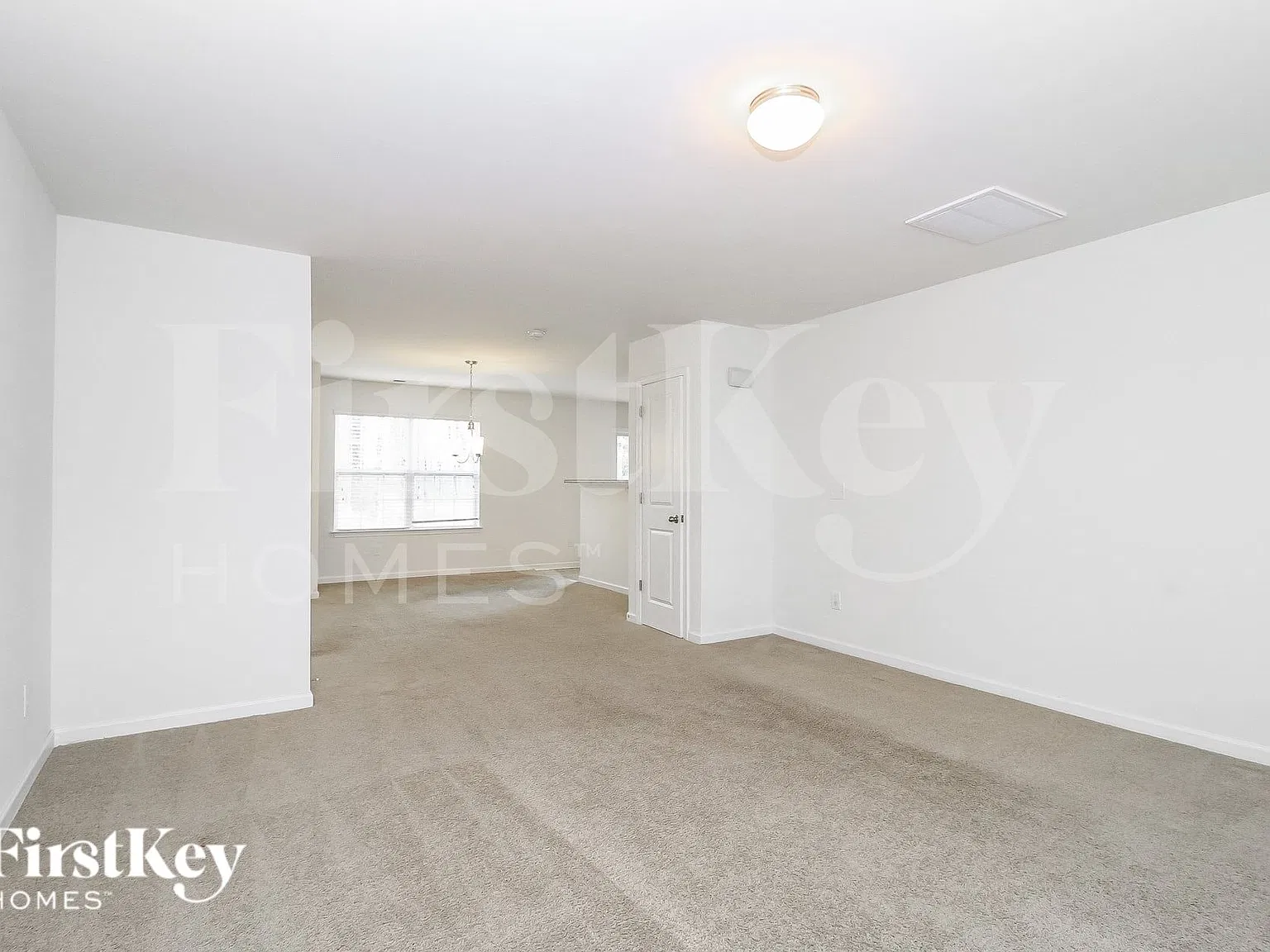 3 bed, 2.5 bath, 1565 sqft, $2,120 — Photo 3