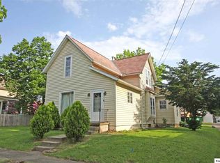 517 E Hamtramck St, Mount Vernon, OH 43050