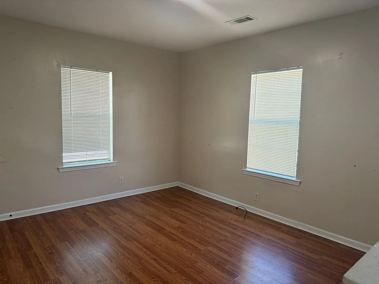House for Rent — Photo 3