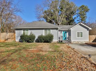 980 Center St SW, Mableton, GA 30126