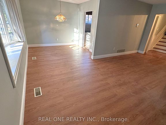 5th image of 35 Corning Rd