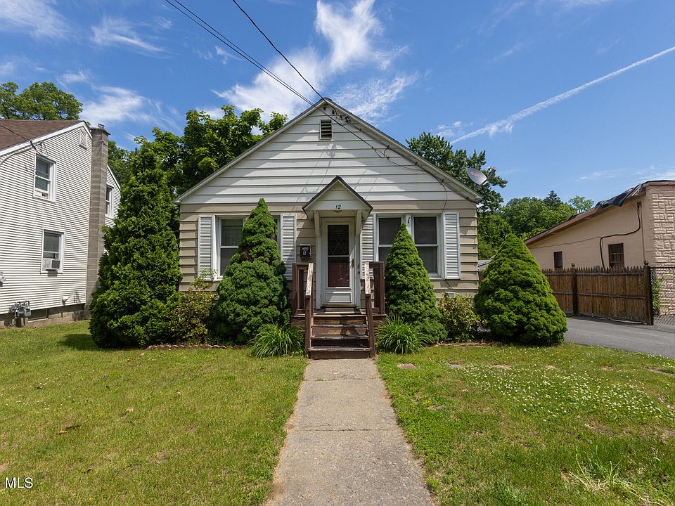 1st image of 12 Boulevard Street