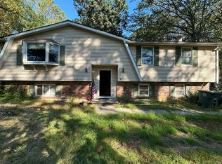 156 Fresh Meadow Ln, Milford, CT 06461