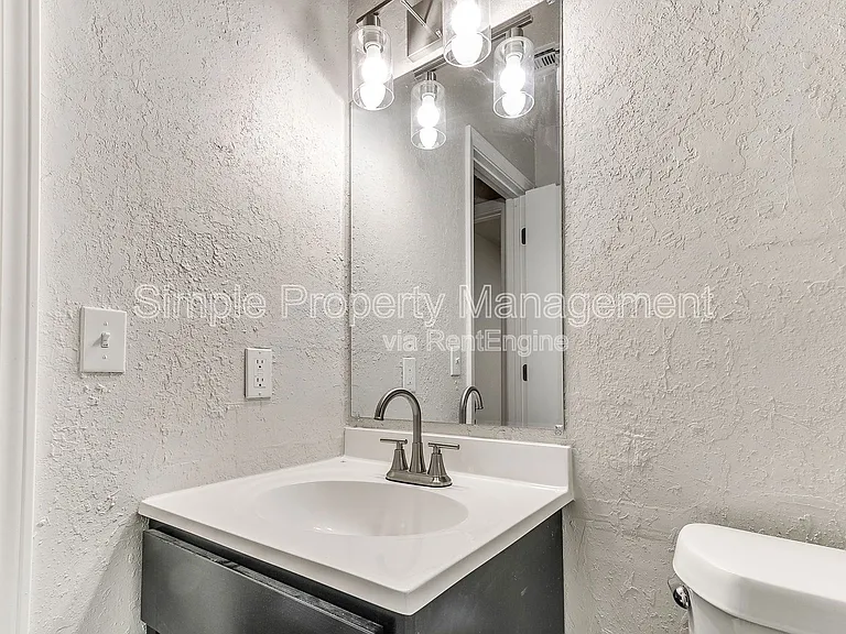 5832 NW 31st Ter #3 — Photo 12