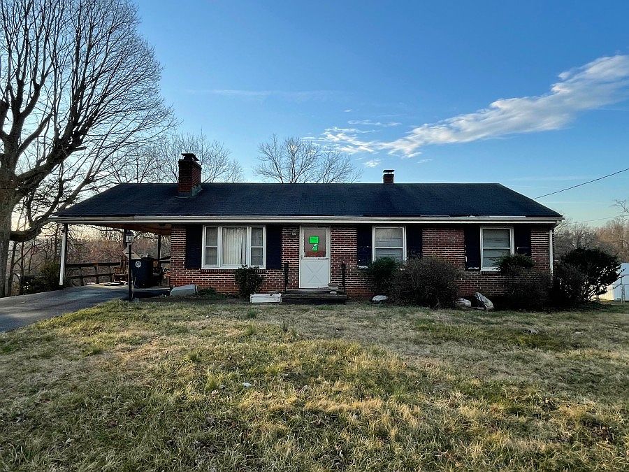 227 Alta Ln Lynchburg Va 24502 Zillow