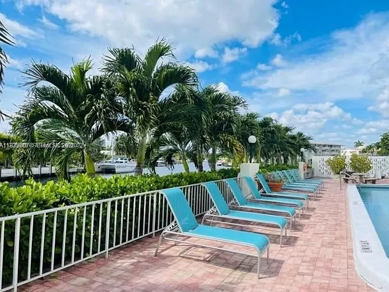 401 Golden Isles Dr #1114 — Photo 43