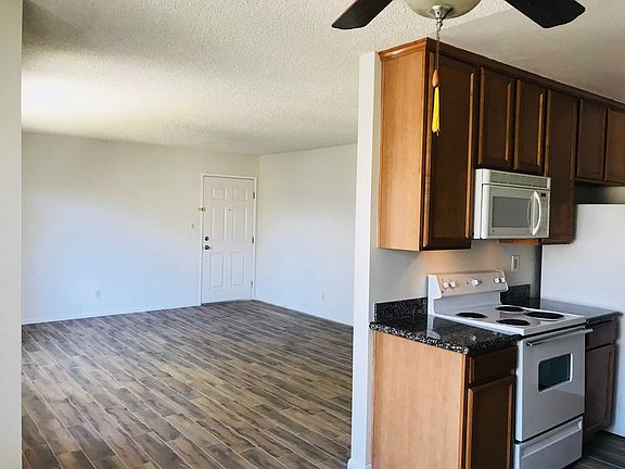 4th image of 471 Ballantyne St Unit 61