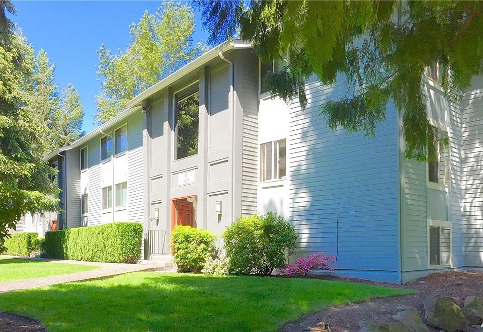 1st image of 4629 W Lake Sammamish Pkwy SE APT H205
