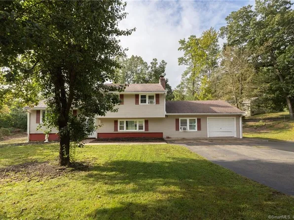 31 Jardin Drive, East Haven, CT 06513