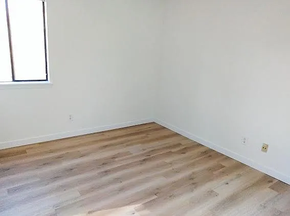 143 S Zang Way #D — Photo 2