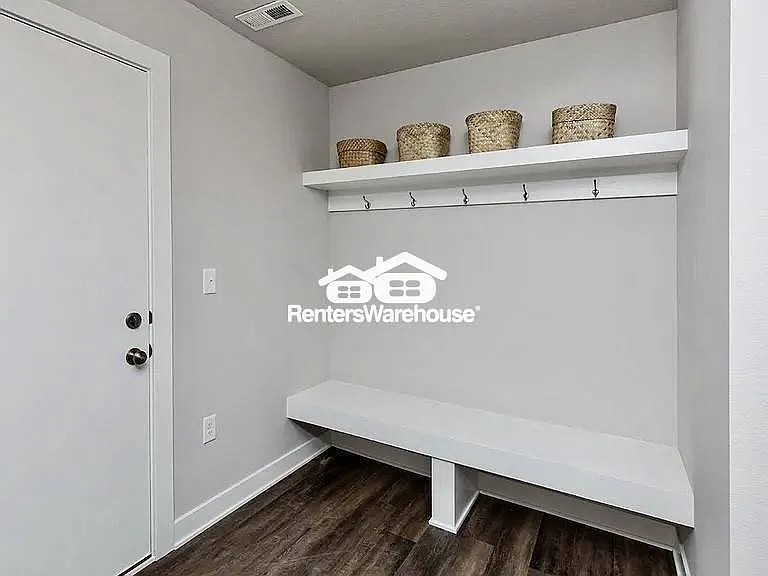 3 Bedroom Townhouse — Photo 3