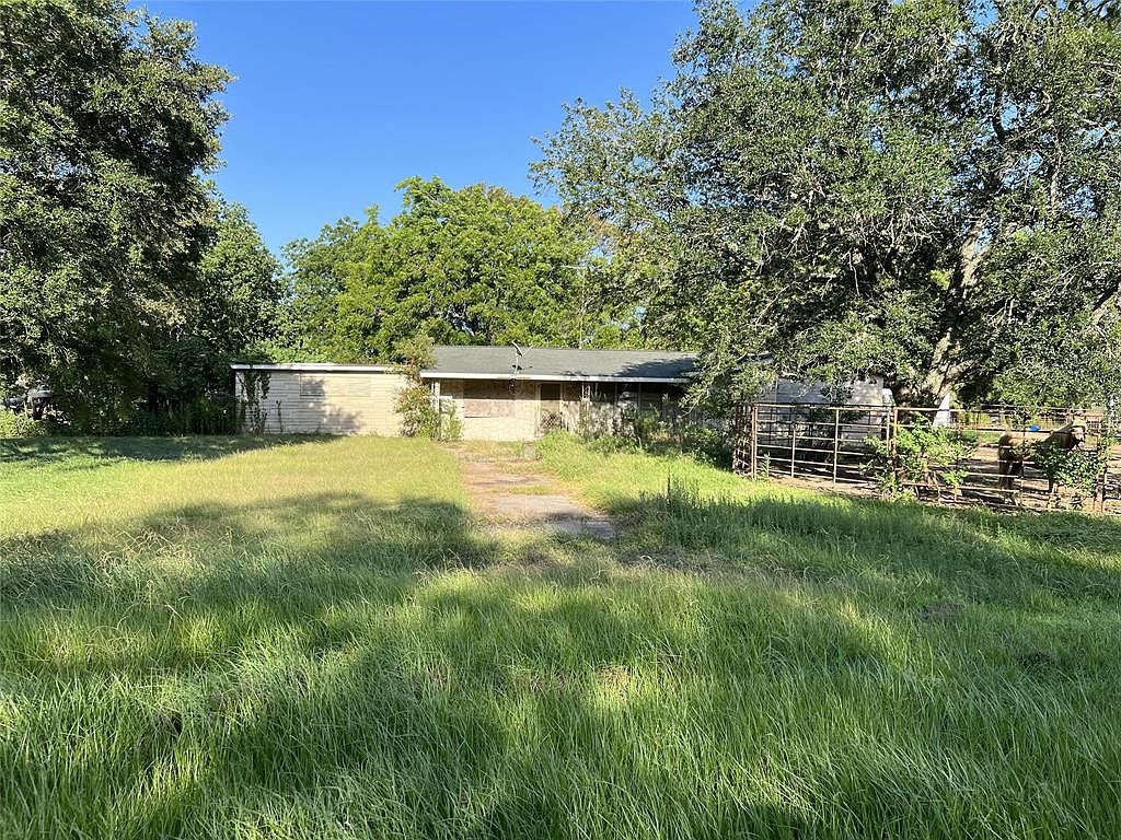 4107 S Main St, Anahuac, TX 77514 MLS 20404750 Zillow