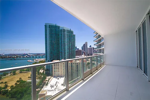 2020 N Bayshore Dr #2204 Photo 1