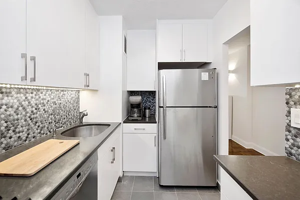 Rented by Keller Williams NYC | media 10