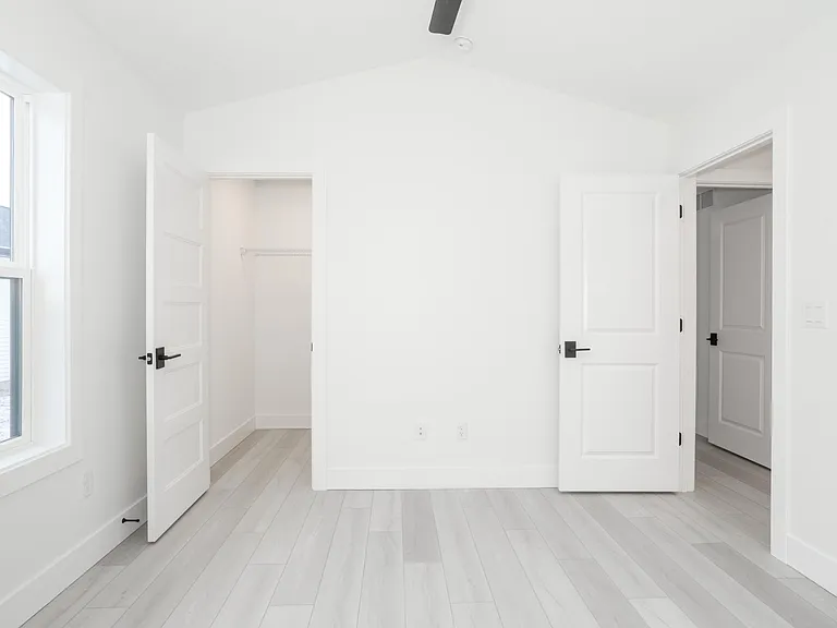 1527 Duncannon Dr — Photo 21