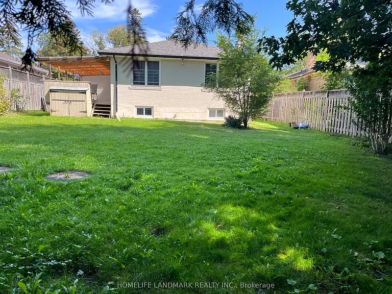 3498 Orion Cres — Photo 7