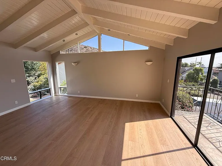 2371 Foster Ave — Photo 13