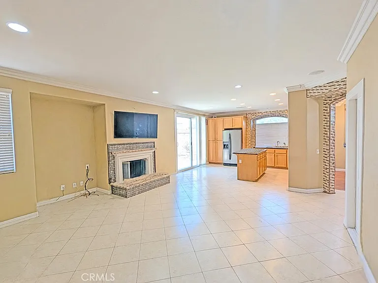 17801 Powell Pl — Photo 8