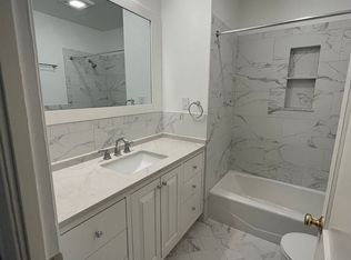 4025 Davis Pl NW #4, Washington, DC 20007