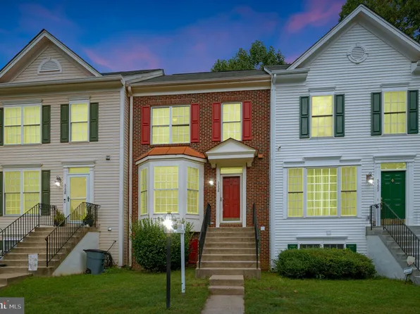 5154 Race Pointe Pl, Woodbridge, VA 22193