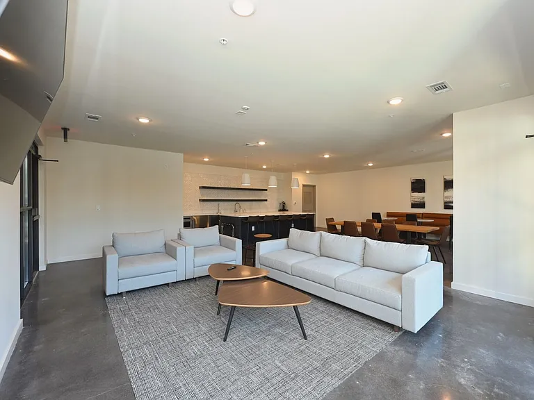 2900 Edwin Way #202 — Photo 41
