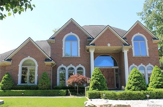 1st image of 4668 Azzo Ct