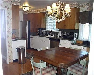 2nd image of 1311 Chica Way