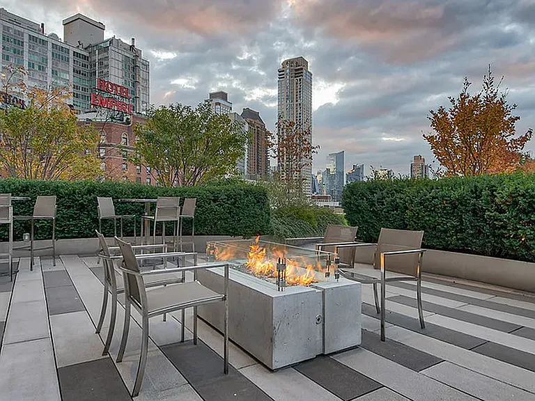 20 W 64th St #F — Photo 14