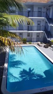 714 NE 10th St APT 207, Hallandale Beach, FL, 33009