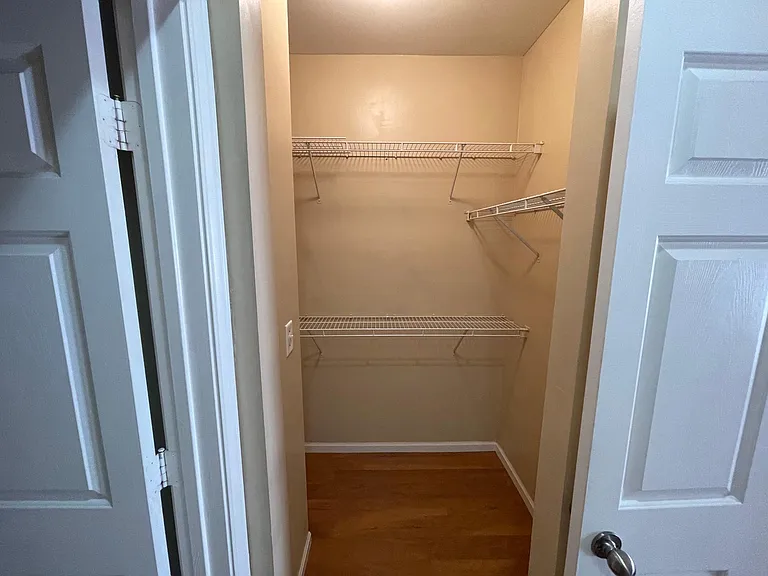 5641 Roswell Rd — Photo 7