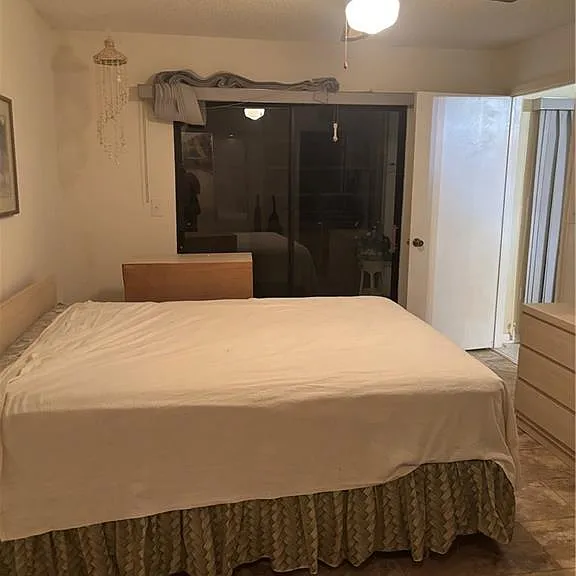 9285 Lake Park Dr #101 — Photo 12