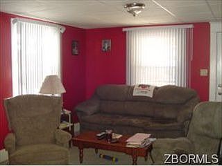 1st image of 1017 Clay St