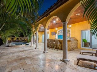 5598 NE 7th Ave, Boca Raton, FL 33487