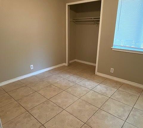3rd image of 5217 Meadow Fld APT 1