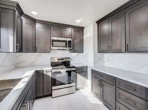 1430 74th Ave #3, Oakland, CA 94621