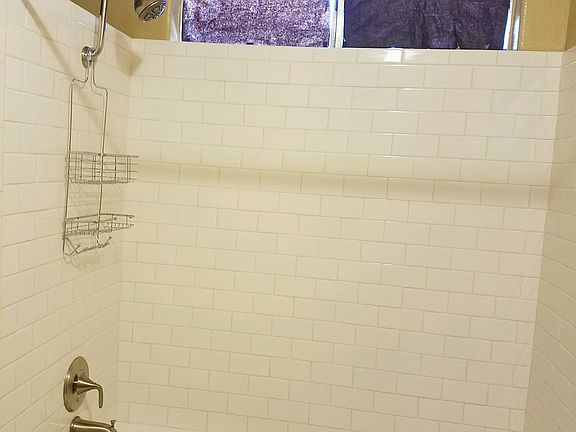 BRAND NEW MBR SHOWER AND TUB