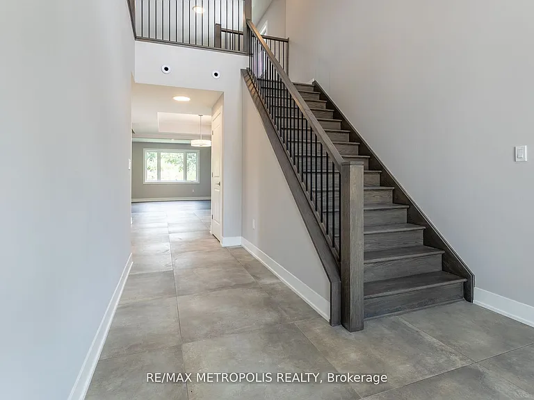 297 Whiting St #8 — Photo 11