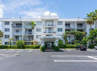 917 N Flagler Dr APT 102, West Palm Beach, FL 33401