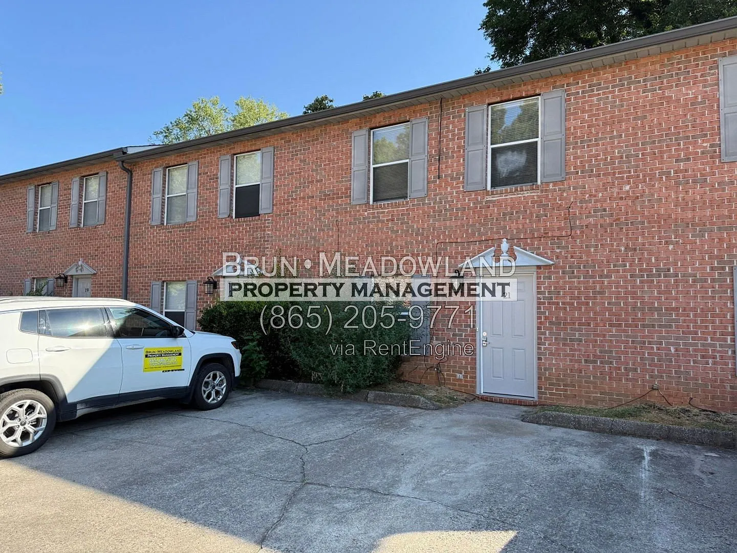 2 bed, 1.5 bath, 1190 sqft, $1,175 — Photo 3