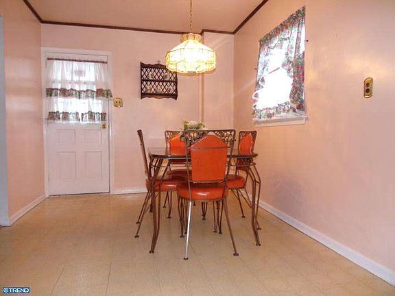 Breakfast Room