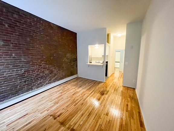 3rd image of 305 E 94th St #F