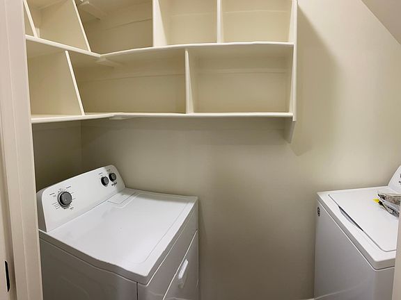 4th image of 610 E F St