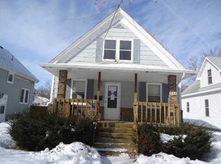 904 8th St SW, Cedar Rapids, IA 52404