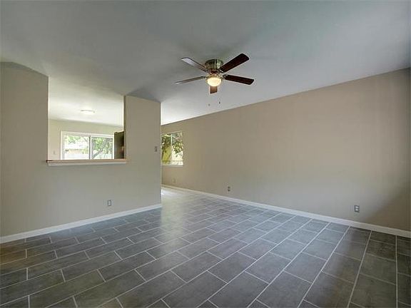 5th image of 4908 Brassiewood Dr