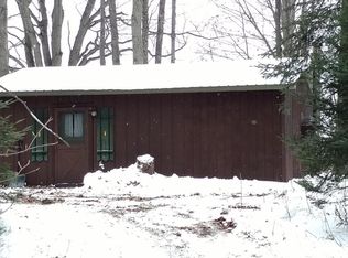 801 E 44th Rd, Cadillac, MI 49601