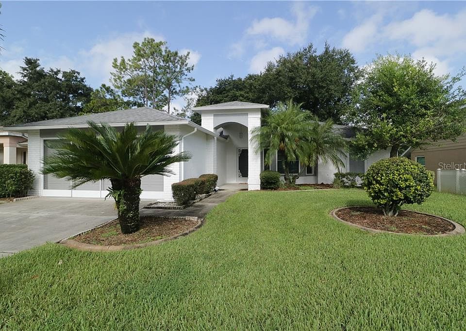 1st image of 9715 Oakwood Hills Ct