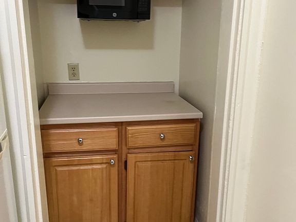 3rd image of 111 Park Dr #U44